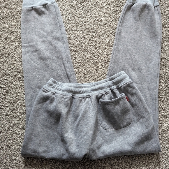 Supreme Grey Sweatpant Joggers - Picture 5 of 8